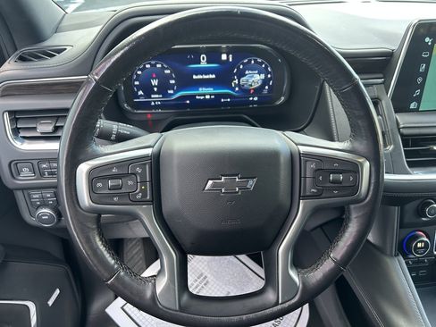 Used 2023 Chevrolet Suburban Z71 w/ Luxury Package image 16