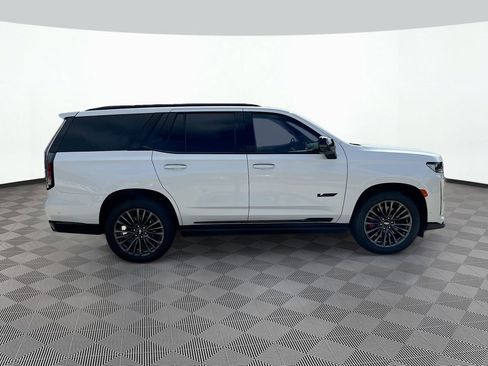 Used 2024 Cadillac Escalade V AWD/4WD image 4