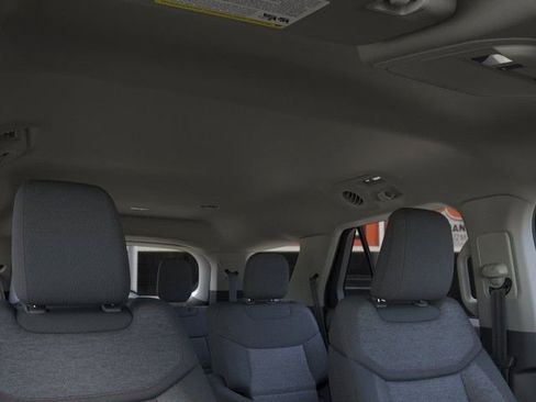 New 2026 Ford Explorer Active AWD/4WD image 22