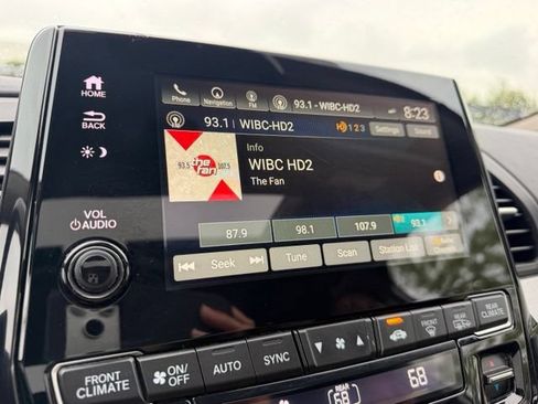 Used 2023 Honda Odyssey Touring image 19
