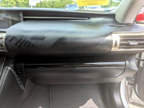 Used 2015 Lexus IS 250 4dr Sport Sdn AWD image 42