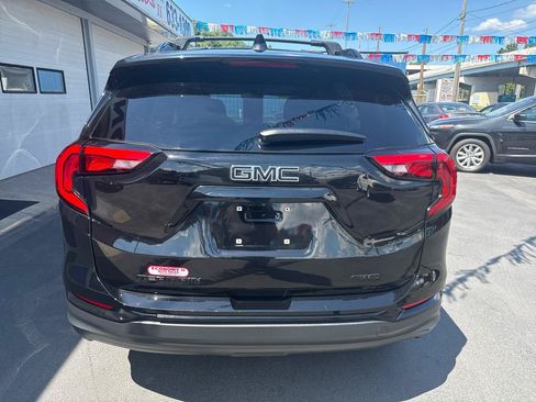 Used 2019 GMC Terrain SLE w/ Driver Convenience Package AWD/4WD image 4