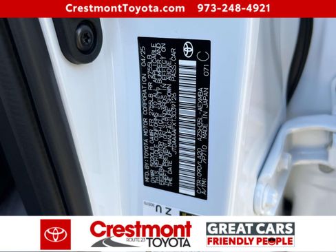 Certified 2026 Toyota Crown XLE image 17