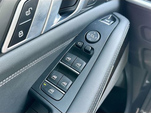 Certified 2025 BMW X5 xDrive40i image 18