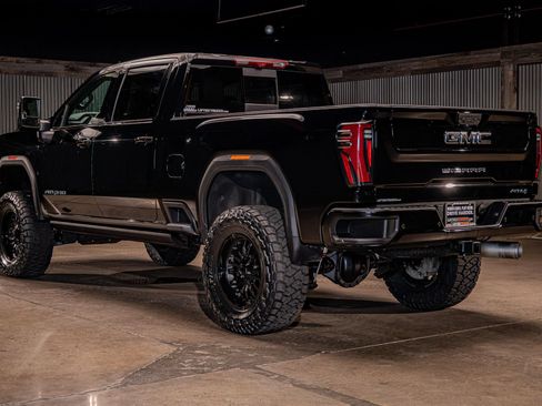 Used 2026 GMC Sierra 3500 AT4 w/ AT4 Premium Plus Package AWD/4WD image 7