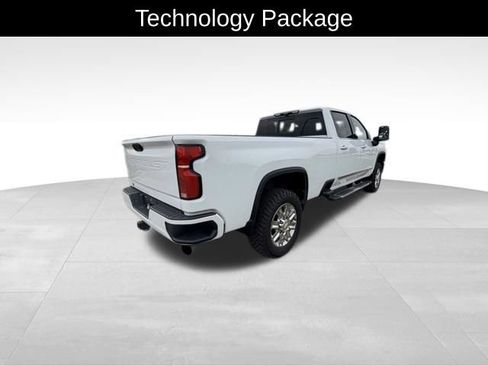 Used 2024 Chevrolet Silverado 3500 High Country w/ High Country Premium Package AWD/4WD image 6