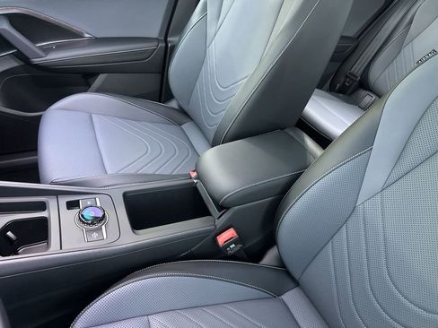 New 2026 Volkswagen Tiguan SE image 21