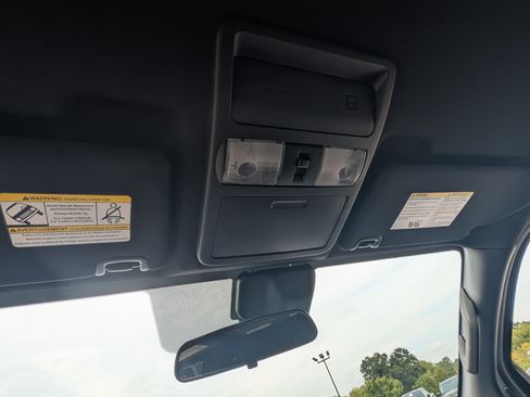 Used 2025 Nissan Frontier PRO-4X w/ Interior Protection Package AWD/4WD image 29