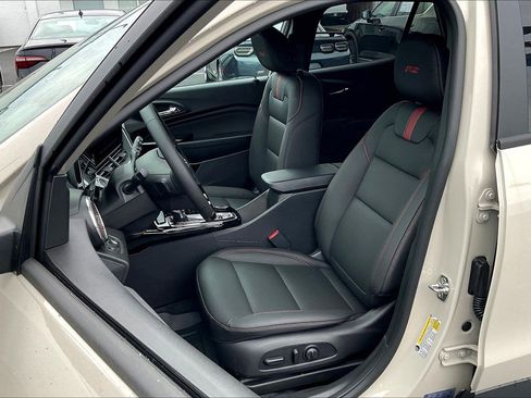 New 2026 Chevrolet Trax RS w/ Driver Confidence Package image 9