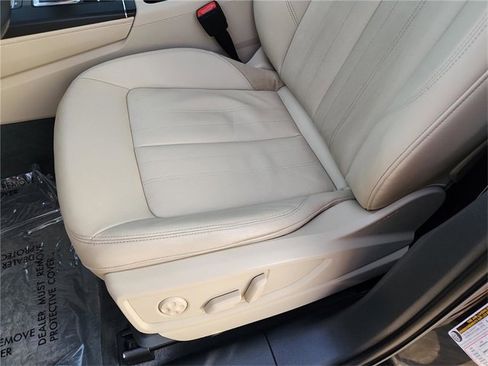 Used 2020 Audi Q5 2.0T Premium Plus w/ Premium Plus Package image 25