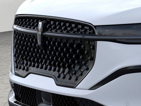 New 2026 Lincoln Nautilus Premier w/ Jet Appearance Package AWD/4WD image 17