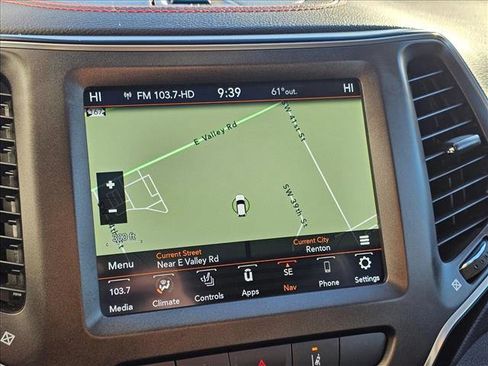 Used 2021 Jeep Cherokee Trailhawk w/ Sun, Sound & Nav Group image 25