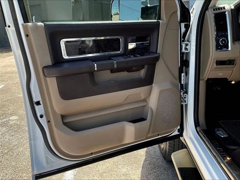 Used 2012 RAM 3500 Laramie Longhorn w/ Max Tow Pkg AWD/4WD image 16
