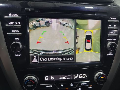 Used 2022 Nissan Murano SL FWD image 22