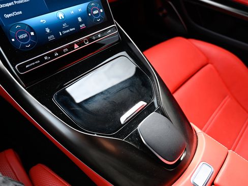 Used 2024 Mercedes-Benz SL 63 AMG SL 63 AMG image 29