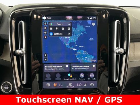 Used 2026 Volvo XC40 B5 Plus w/ Protection Package Premier image 3