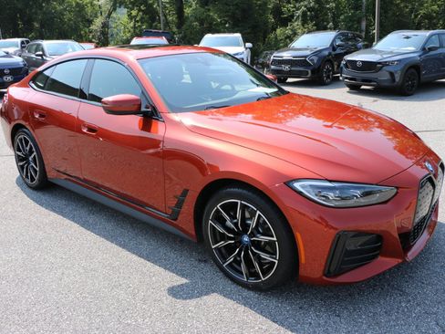 Used 2023 BMW i4 eDrive40 w/ M Sport Package RWD image 10