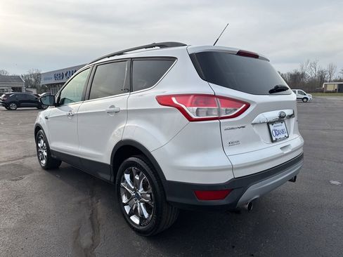 Used 2013 Ford Escape SEL image 2