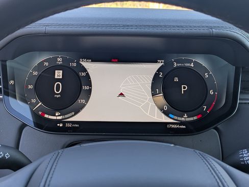 Used 2023 Land Rover Range Rover SE image 10