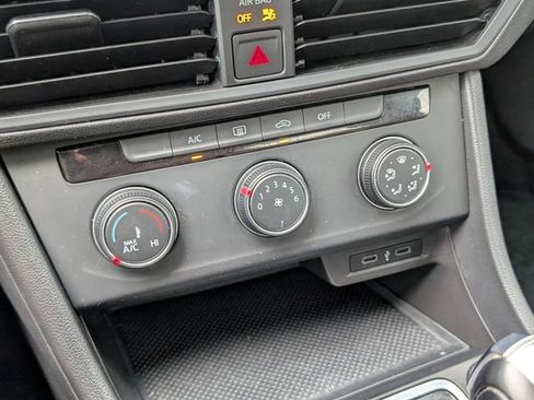 Certified 2021 Volkswagen Jetta S image 24