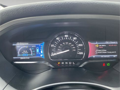 Used 2015 Lincoln MKZ Hybrid w/ Equipment Group 202A Reserve image 29