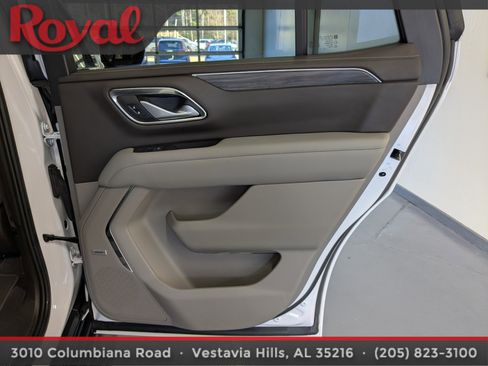 Used 2023 GMC Yukon SLT image 9