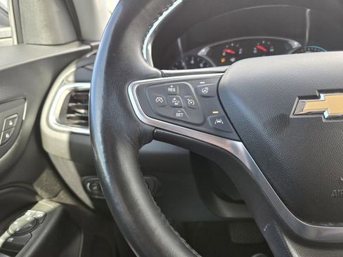Used 2018 Chevrolet Equinox Premier FWD image 15