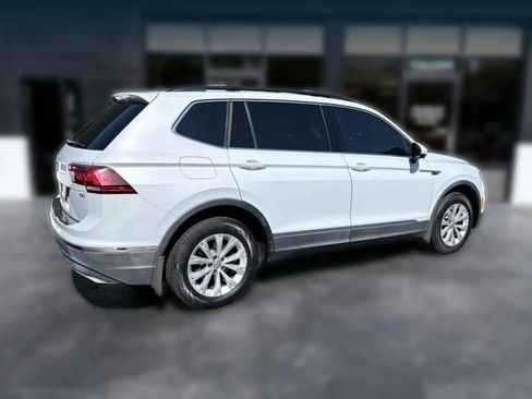 Used 2018 Volkswagen Tiguan SE image 6