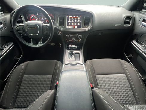 Used 2023 Dodge Charger SXT RWD image 10