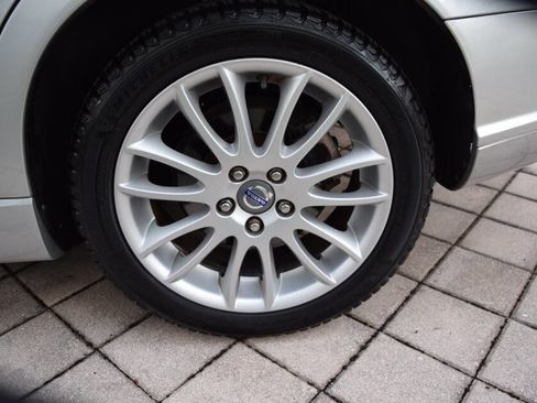 Used 2011 Volvo V50 T5 image 85