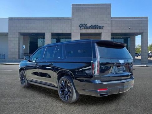 Certified 2026 Cadillac Escalade ESV Sport w/ LPO, ONYX Package AWD/4WD image 7