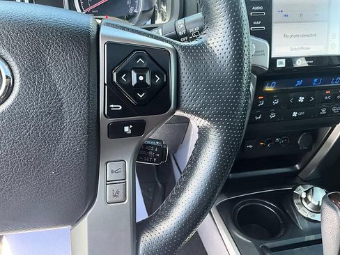 Used 2024 Toyota 4Runner Limited AWD/4WD image 32