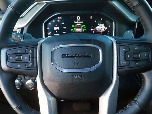 Used 2024 GMC Sierra 1500 Denali w/ Denali Reserve Package AWD/4WD image 18