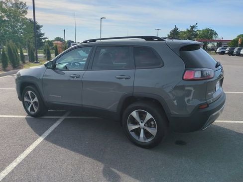 Used 2022 Jeep Cherokee Limited AWD/4WD image 6