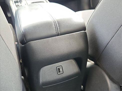 Used 2025 Nissan Sentra SV FWD image 16