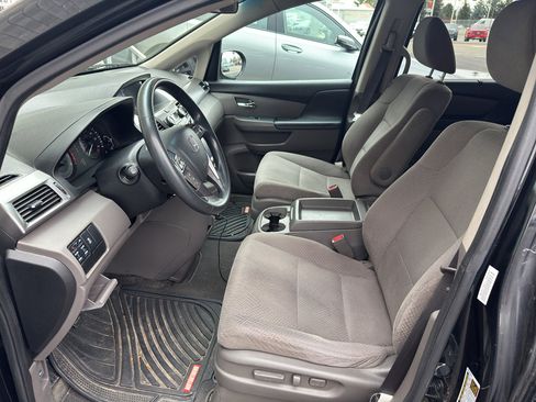 Used 2015 Honda Odyssey EX image 4