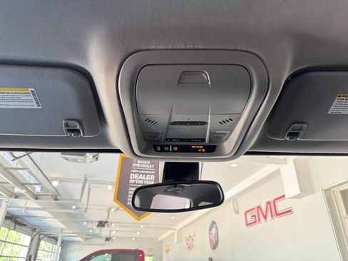 Certified 2023 GMC Acadia SLT w/ Elevation Edition AWD/4WD image 27