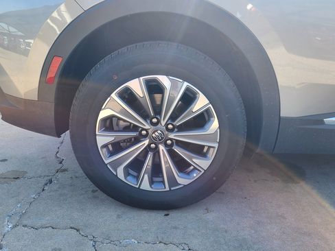 New 2025 Buick Envision Preferred image 53