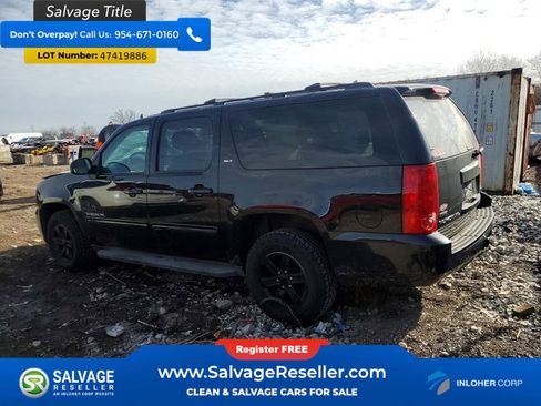 Used 2011 GMC Yukon XL SLT w/ SLT-2 Equipment Package image 3