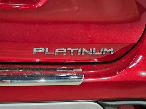 New 2026 Toyota Highlander Platinum AWD/4WD image 25