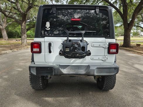 Used 2021 Jeep Wrangler Unlimited Sport image 5