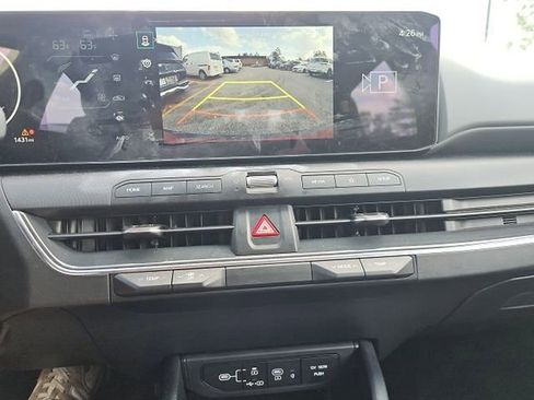 Certified 2025 Kia K4 EX image 9