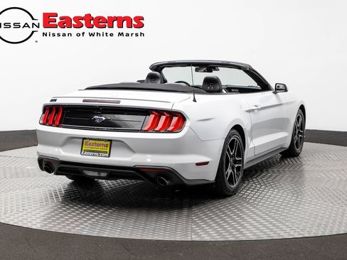 Used 2022 Ford Mustang Premium RWD image 5