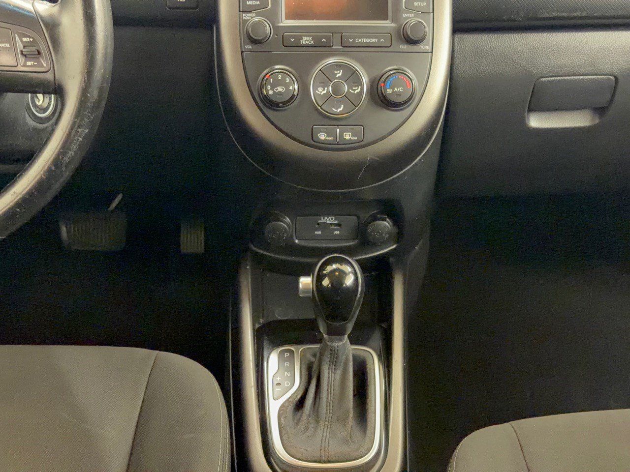 Used 2013 Kia Soul + w/ Audio Pkg FWD image 22