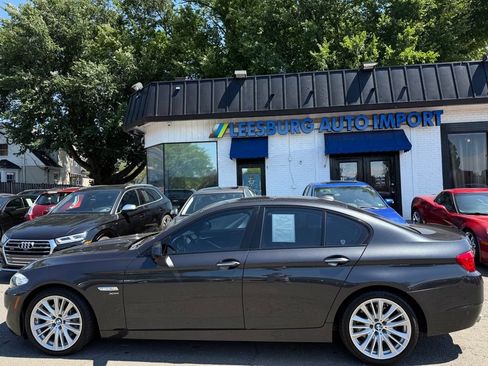 Used 2011 BMW 550i xDrive Sedan AWD/4WD image 4
