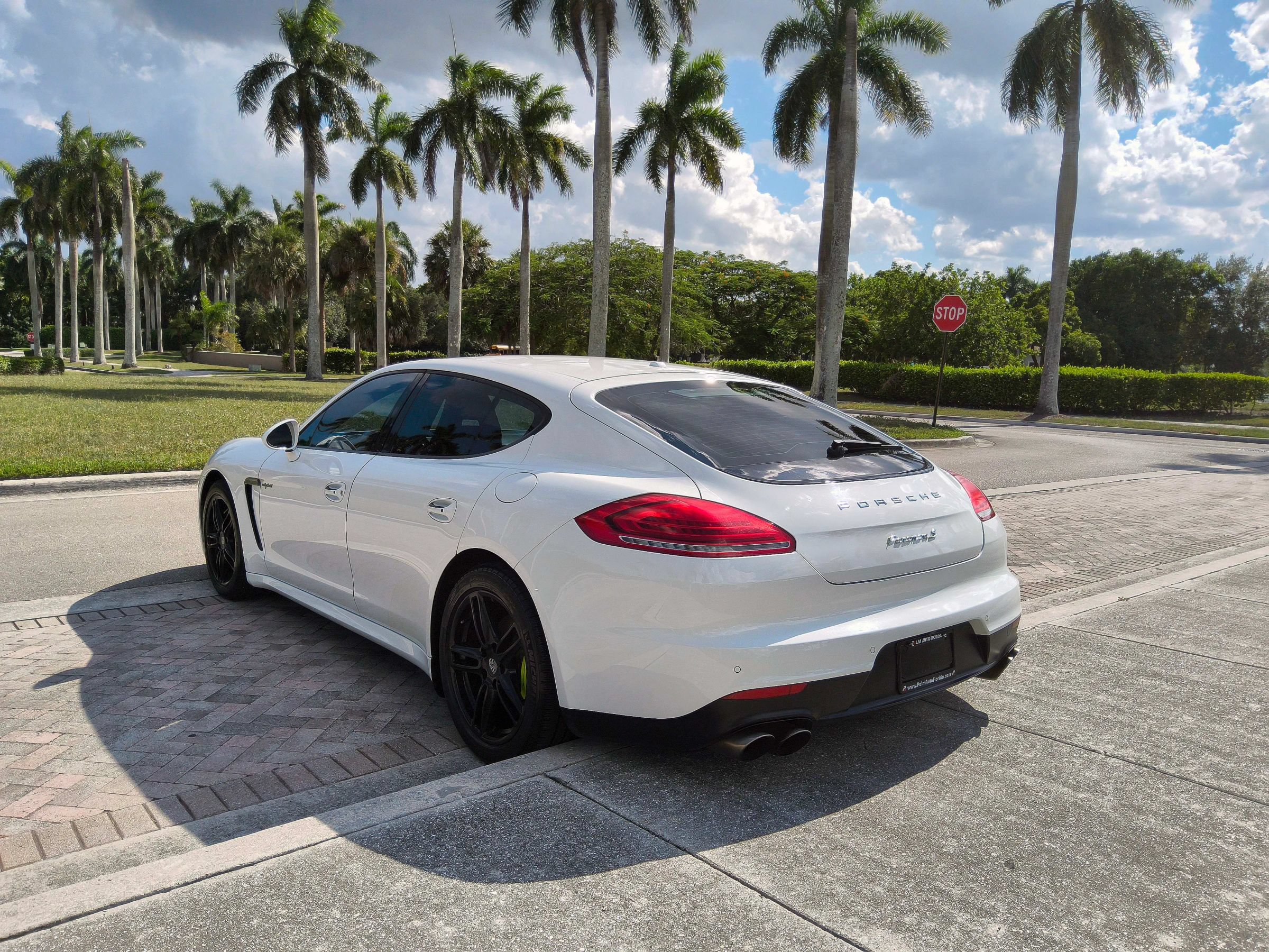 Used 2016 Porsche Panamera S RWD image 20