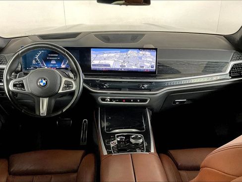 Used 2025 BMW X7 xDrive40i w/ Executive Package AWD/4WD image 15