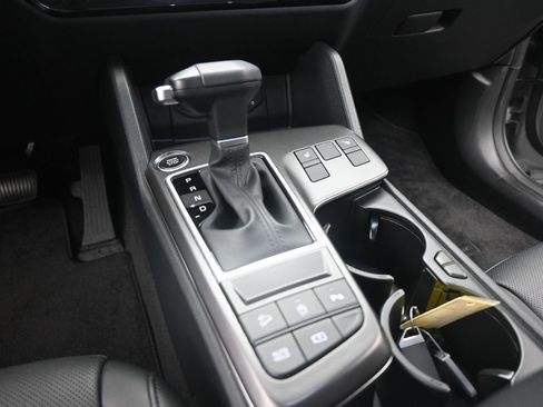 Used 2026 Kia Sportage SX FWD image 15