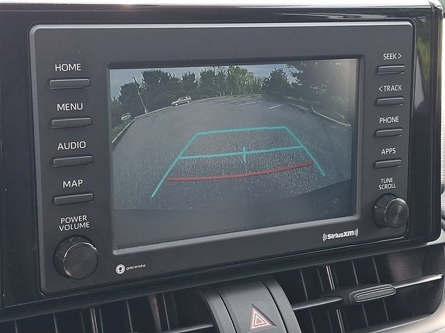Certified 2022 Toyota RAV4 XLE w/ Convenience Package AWD/4WD image 18