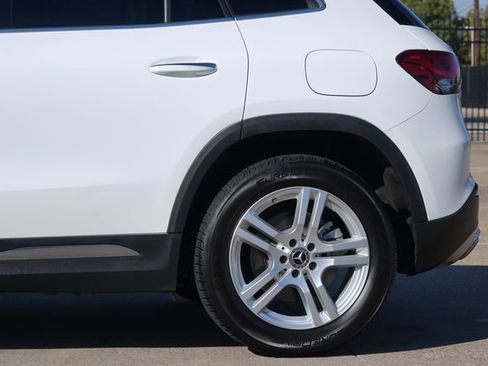 Used 2021 Mercedes-Benz GLA 250 250 * 1-OWNER * Premium * image 29